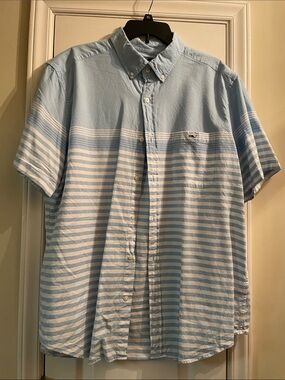Vineyard Vines Light Blue and White Striped Short-Sleeve Button-Down Shirt